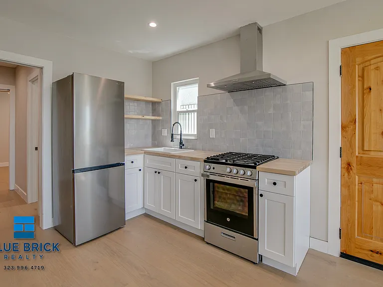 5339 E Ocean Blvd #B — Photo 16