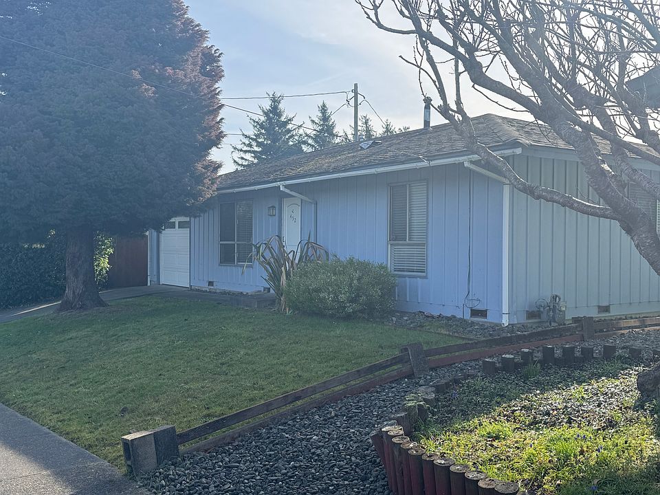 1st image of 452 Herrick Ave