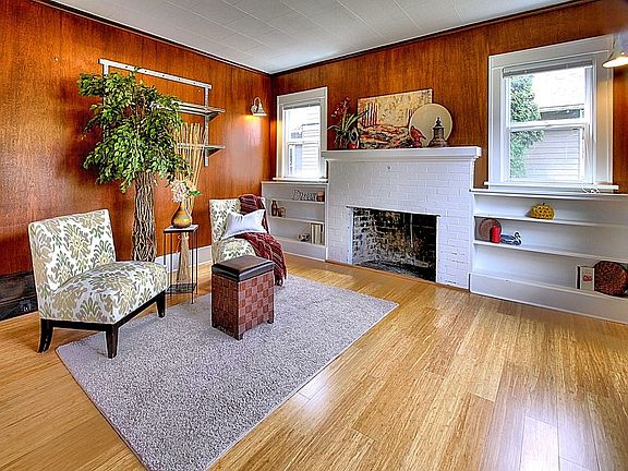 3rd image of 4004 N 34th St