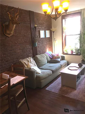 Rented by Batra Group Inc | media 15