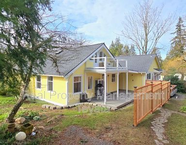 1848 Dakin St, Bellingham, WA, 98229