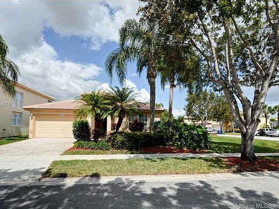 3rd image of 17013 NW 19th St