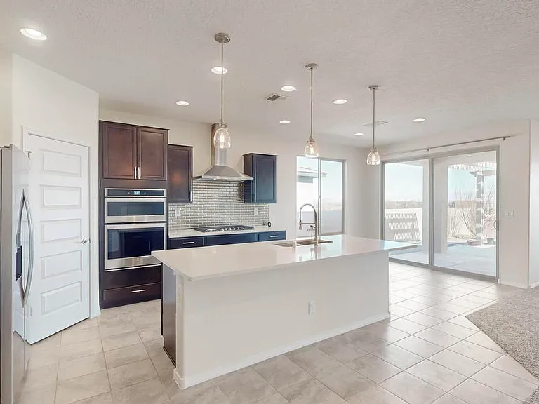 6405 Kings Canyon Cv NE — Photo 23