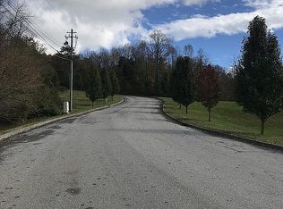 218 Polo Dr, Blountville, TN 37617