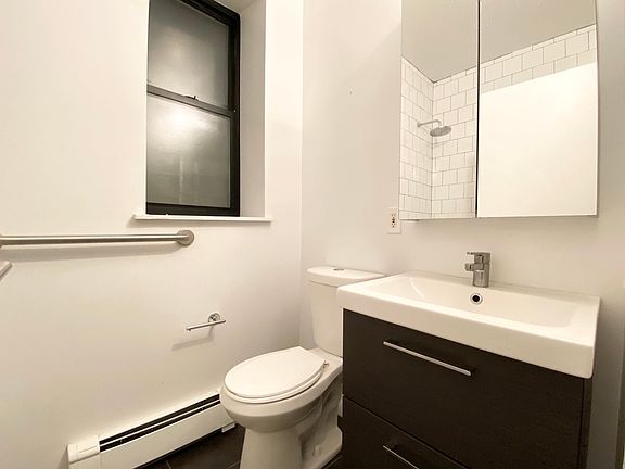 5th image of 257 W 116th St #3AA