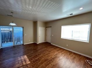 3633 Pine Meadow Dr #D, Bakersfield, CA 93308