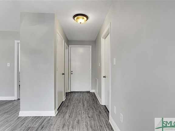 5th image of 2364 Toussaint Ave
