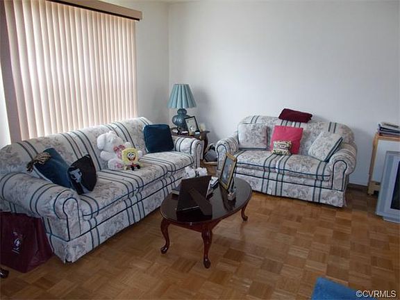3rd image of 2914 Matisse Ln