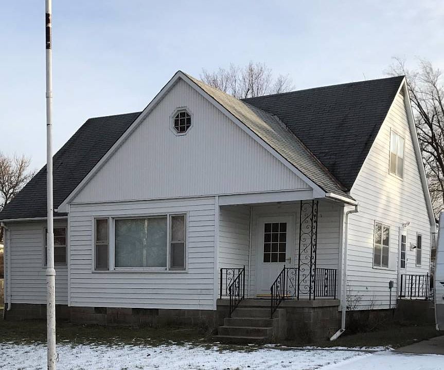1st image of 7 Ash St