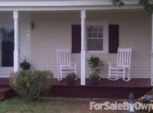 947 Wellfords Wharf Rd, Warsaw, VA 22572