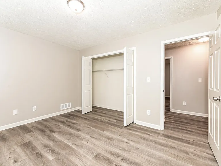 709 Cloudland Ct — Photo 13