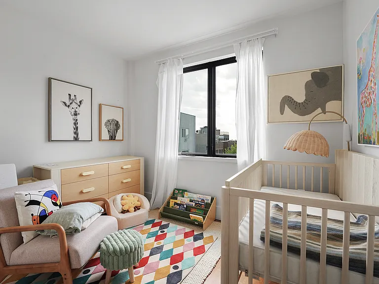 428 Van Brunt St #1 — Photo 33