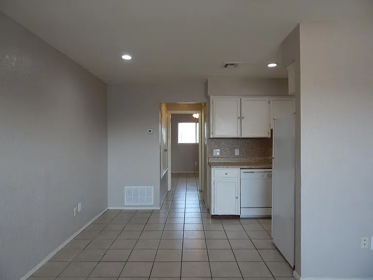 921 Quetzal St #1 — Photo 9