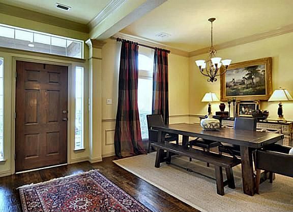 3rd image of 5335 Shoshone Dr