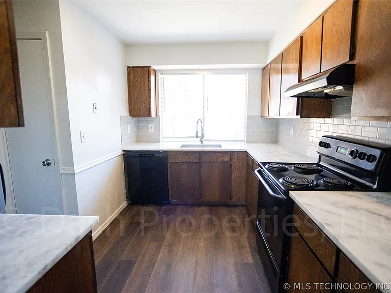 5104 S 75th East Ave — Photo 14