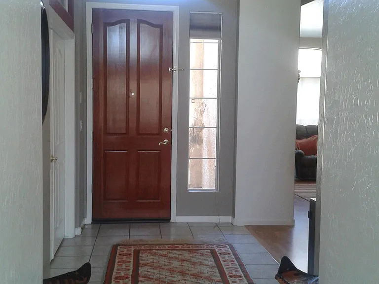 1307 W Stacey Ln — Photo 3