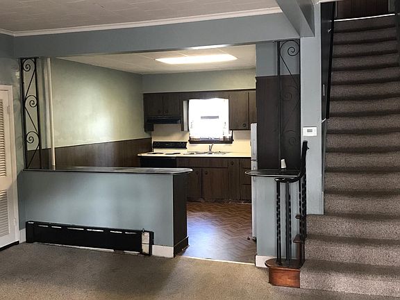 4th image of 104-106 N Valley Ave