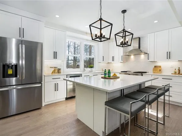 7 Sherwood Street, Norwalk, CT 06851