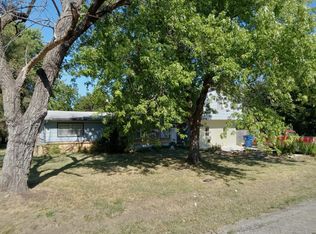 621 N Broadview Ln, Andover, KS 67002