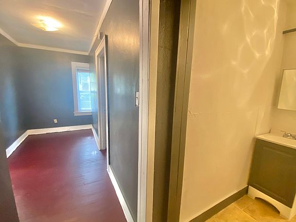 2nd image of 2116 15th St #G3