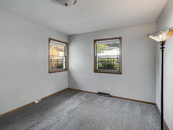 4th image of 5346 Xerxes Ave S