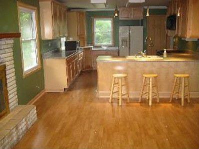Bar in Kitchen