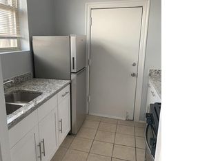 2915 E 78th Pl #3A, Chicago, IL 60649