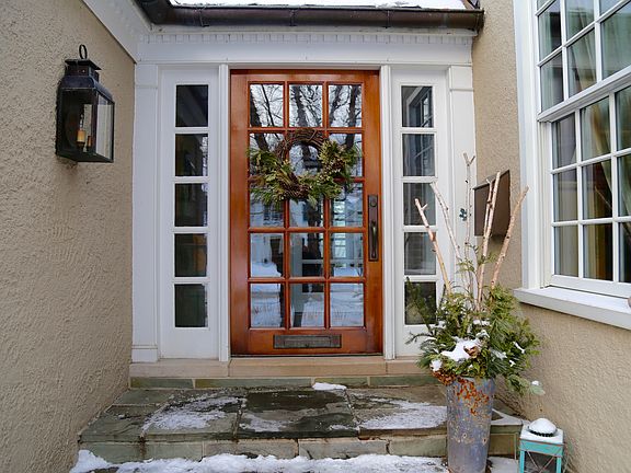 2nd image of 170 Lakeview Ave