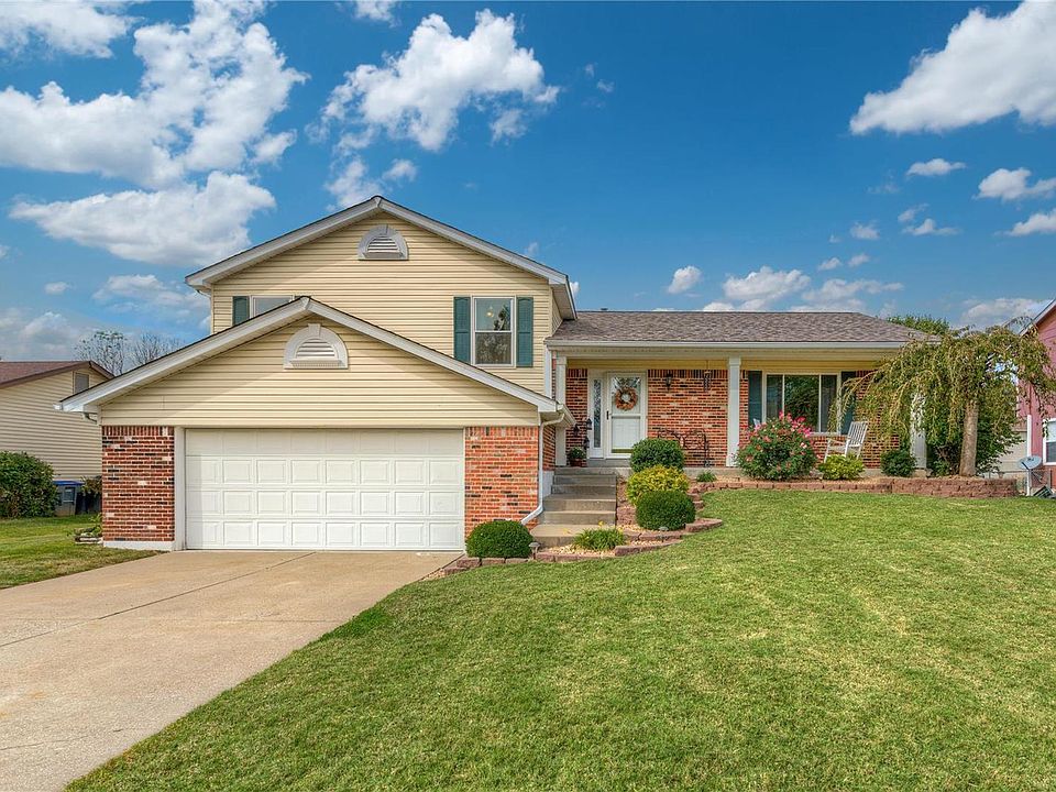 1st image of 885 Whispering Windsong Dr
