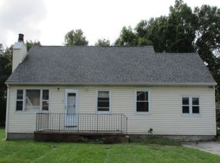 21 Losee Rd, Wappingers Falls, NY 12590