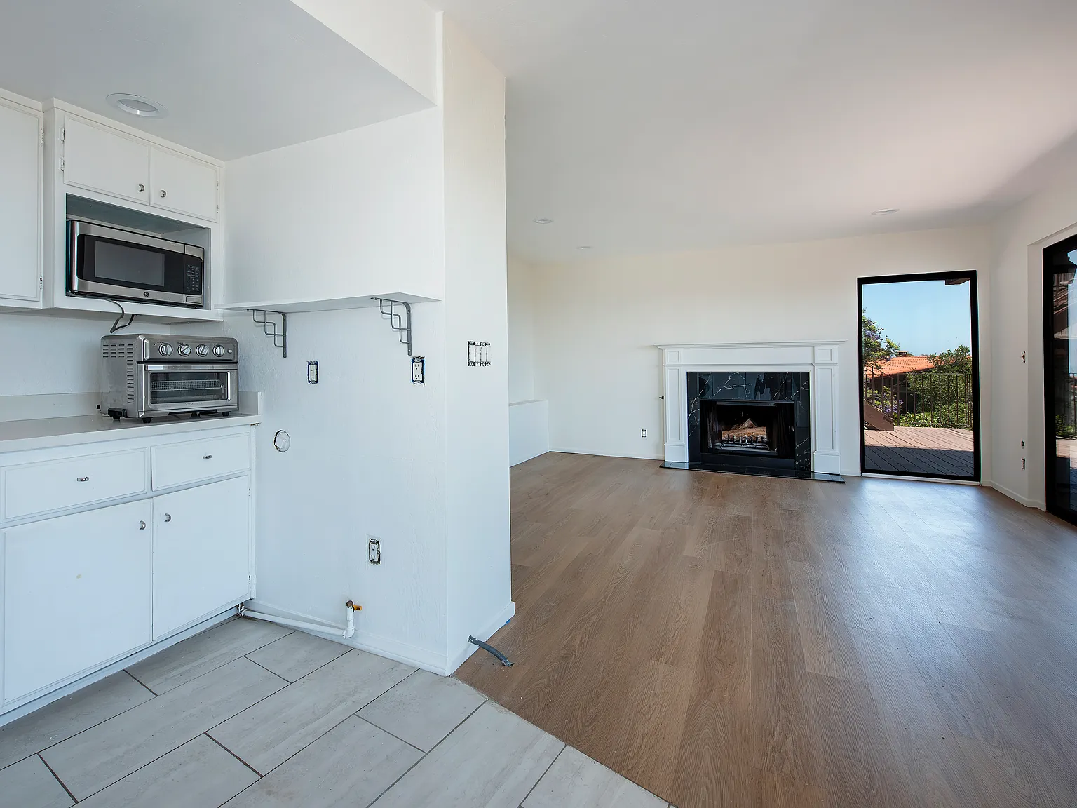 1 bed, 1130 sqft, $4,300 — Photo 4