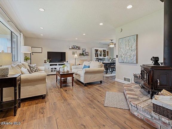 4th image of 5098 N Anne St