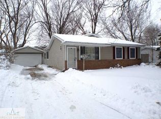 4014 Clayborn Rd, Lansing, MI 48911