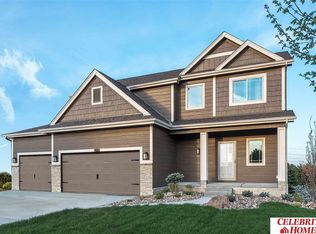 18602 Blackwalnut St, Gretna, NE 68028