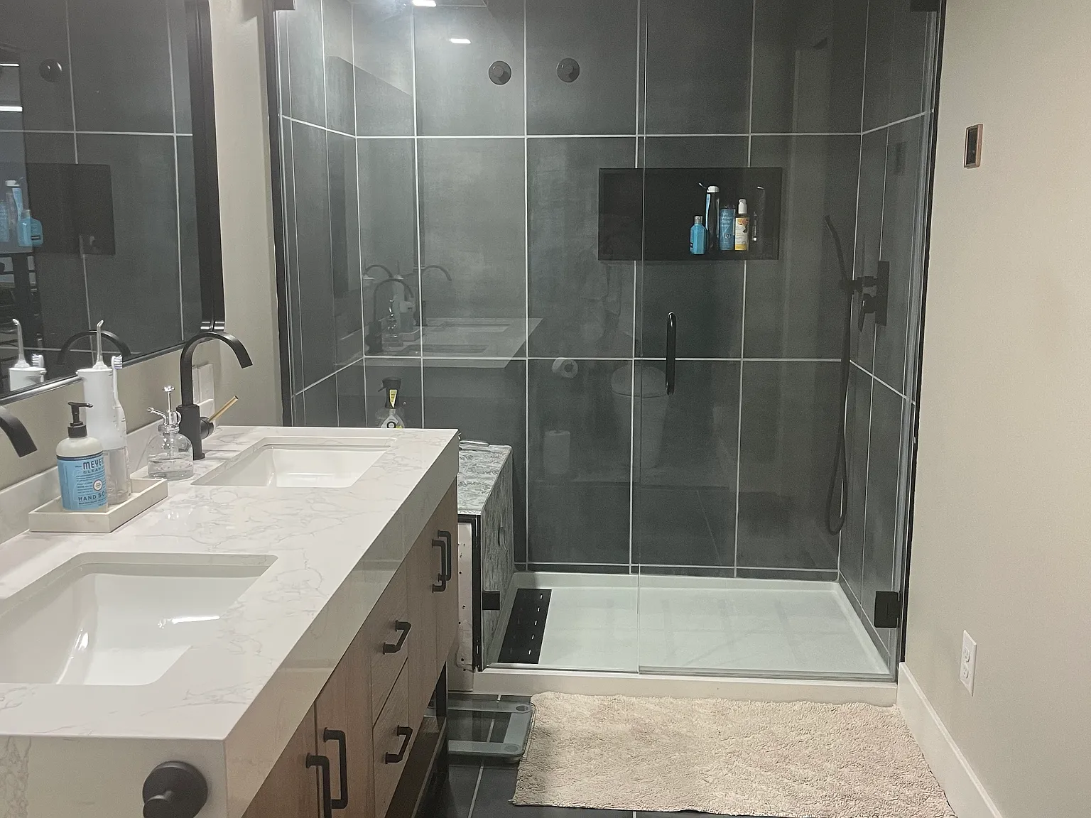 1 bed, 1.5 bath, 1100 sqft, $3,000 — Photo 3