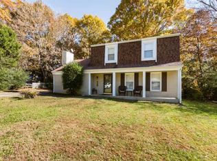 6410 Treeline Pl, Charlotte, NC 28215