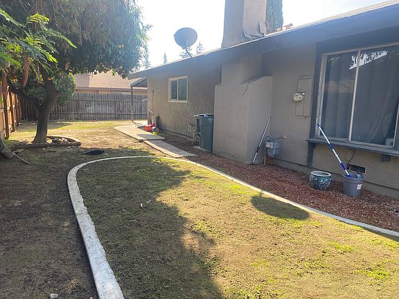 2nd image of 5709 Briarwood Ln