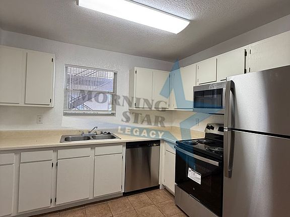 5th image of 2051 Mars Ave #D1