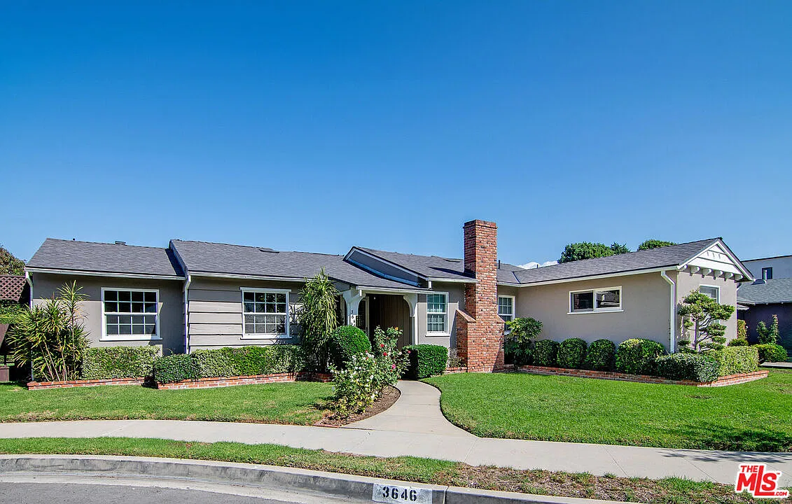 3 bed, 2.0 bath, 1367 sqft, $5,500 — Photo 2