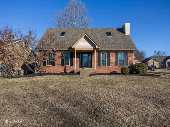 7409 Rome Beauty Pl, Louisville, KY 40228