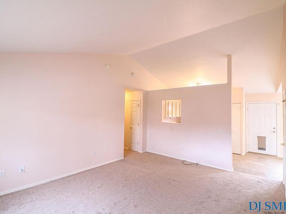 5th image of 3089 Fleet St