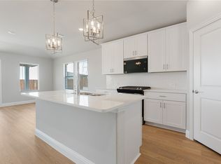 806 Wisteria Ln, Lavon, TX 75166