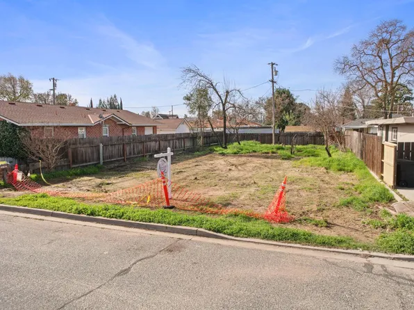 110 Blankenship Ave, Oakdale, CA 95361