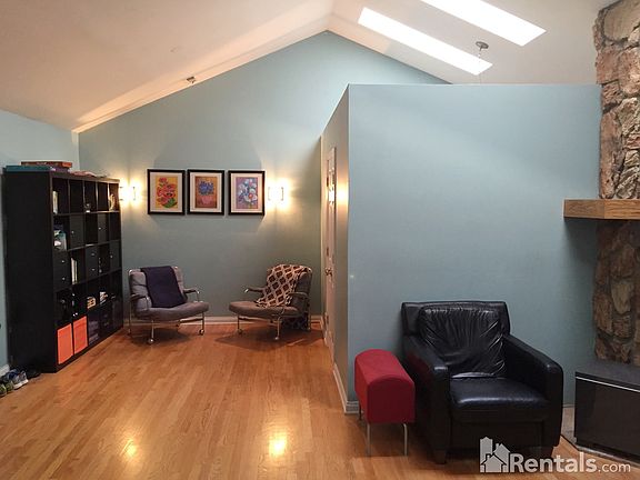 2nd image of 637 Dana Ct APT D