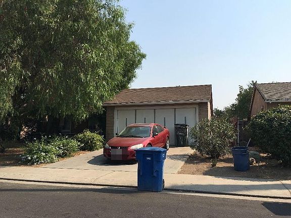 3rd image of 1716 Southwood Dr