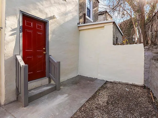 17 E Ashmead St — Photo 37