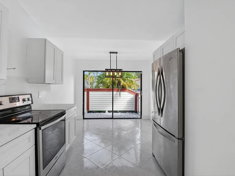 29 Fawlkland Cir — Photo 8