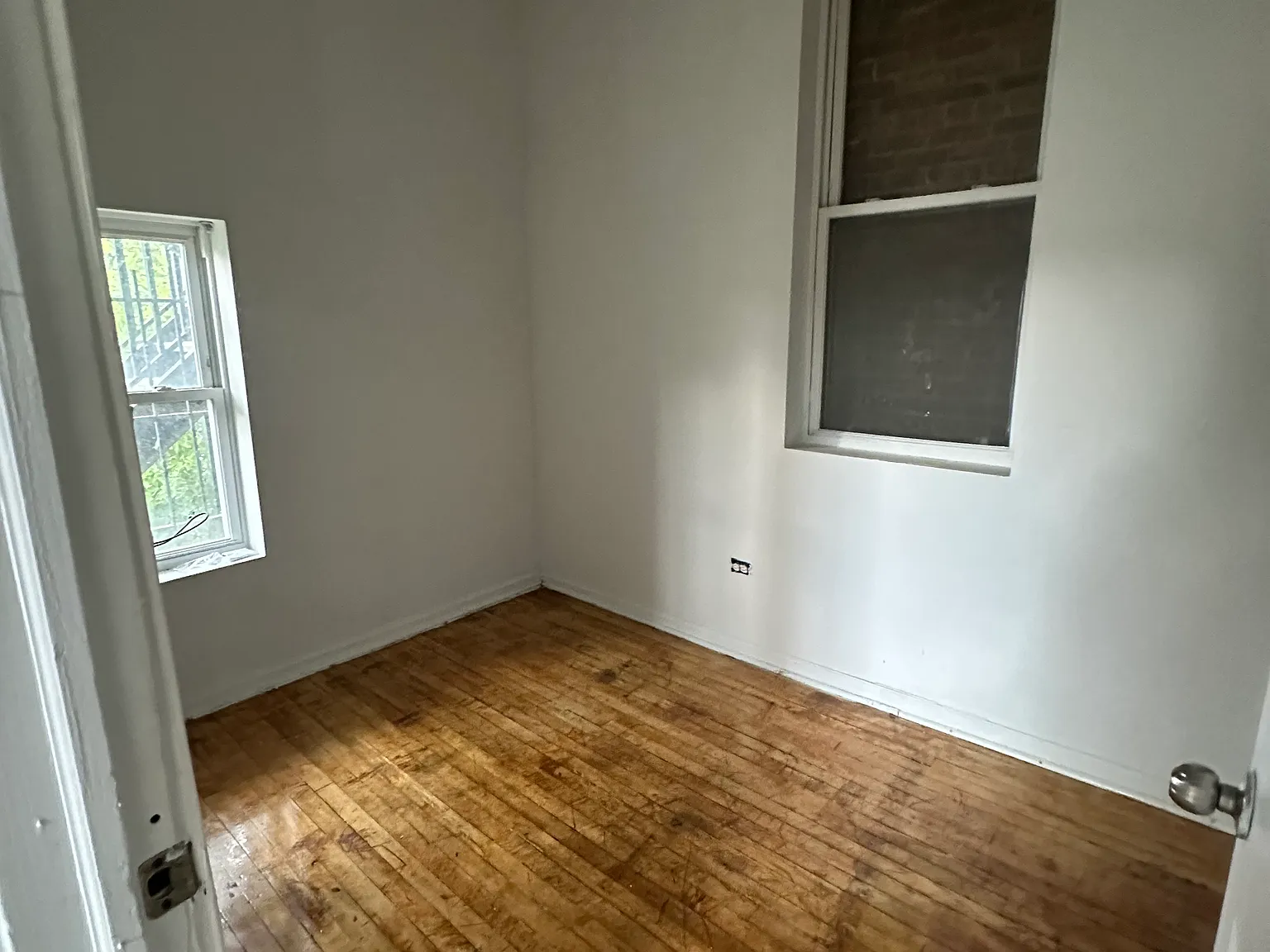 1626 S Karlov Ave — Photo 4