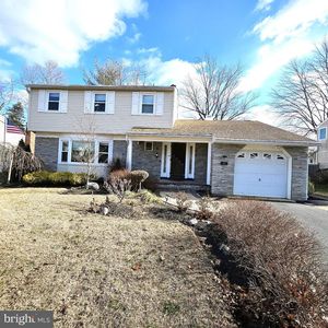 11 Strathmore Dr, Cherry Hill, NJ, 08003