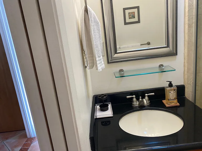 2921 Renault St — Photo 12
